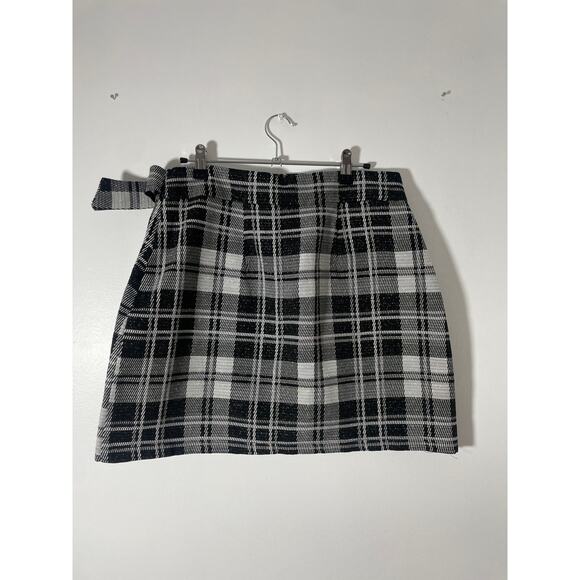 Women's plaid Mini Skirt Black + white | Medium / Large - Picture 3 of 6